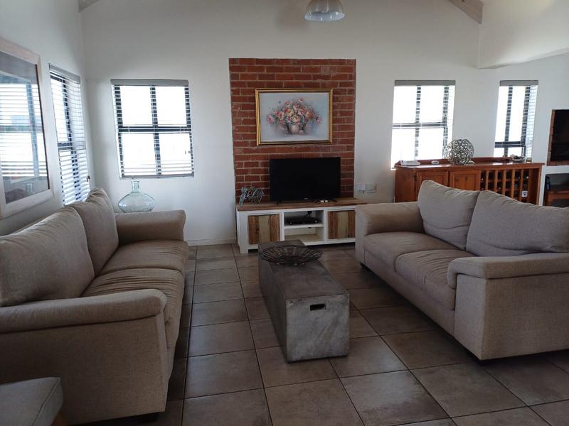 3 Bedroom Property for Sale in Britannia Bay Western Cape